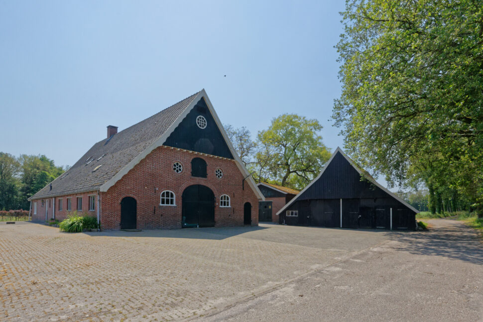 Zenderen, Bruggemansweg 2