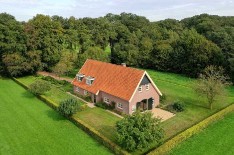 Almelo, Gravenallee 5a