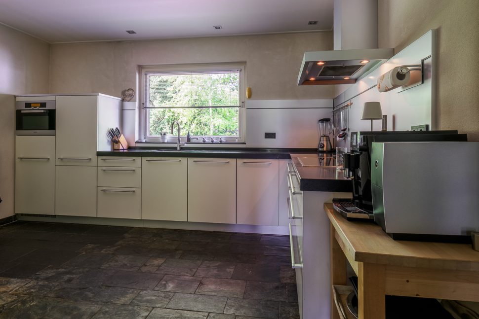 Enschede, Noord Esmarkerrondweg 77