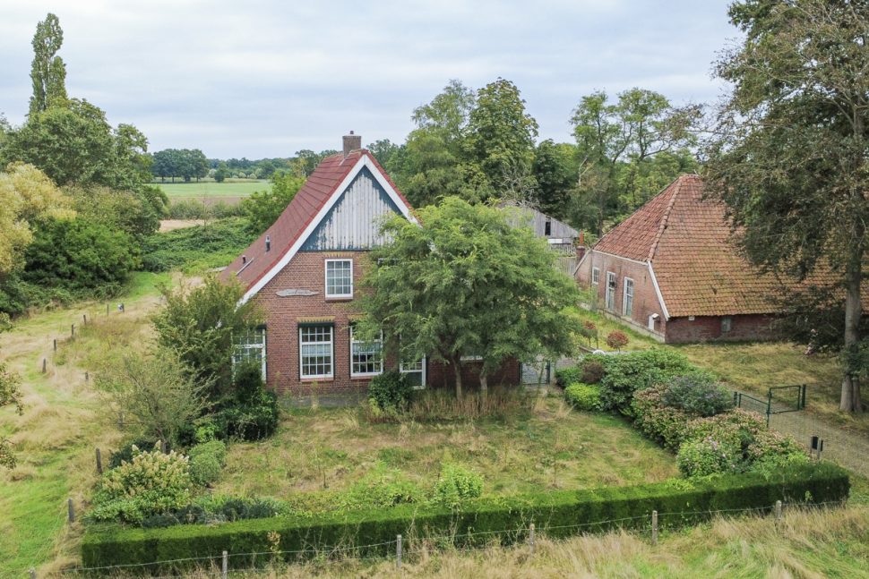 Zenderen, Zenderensestraat 10